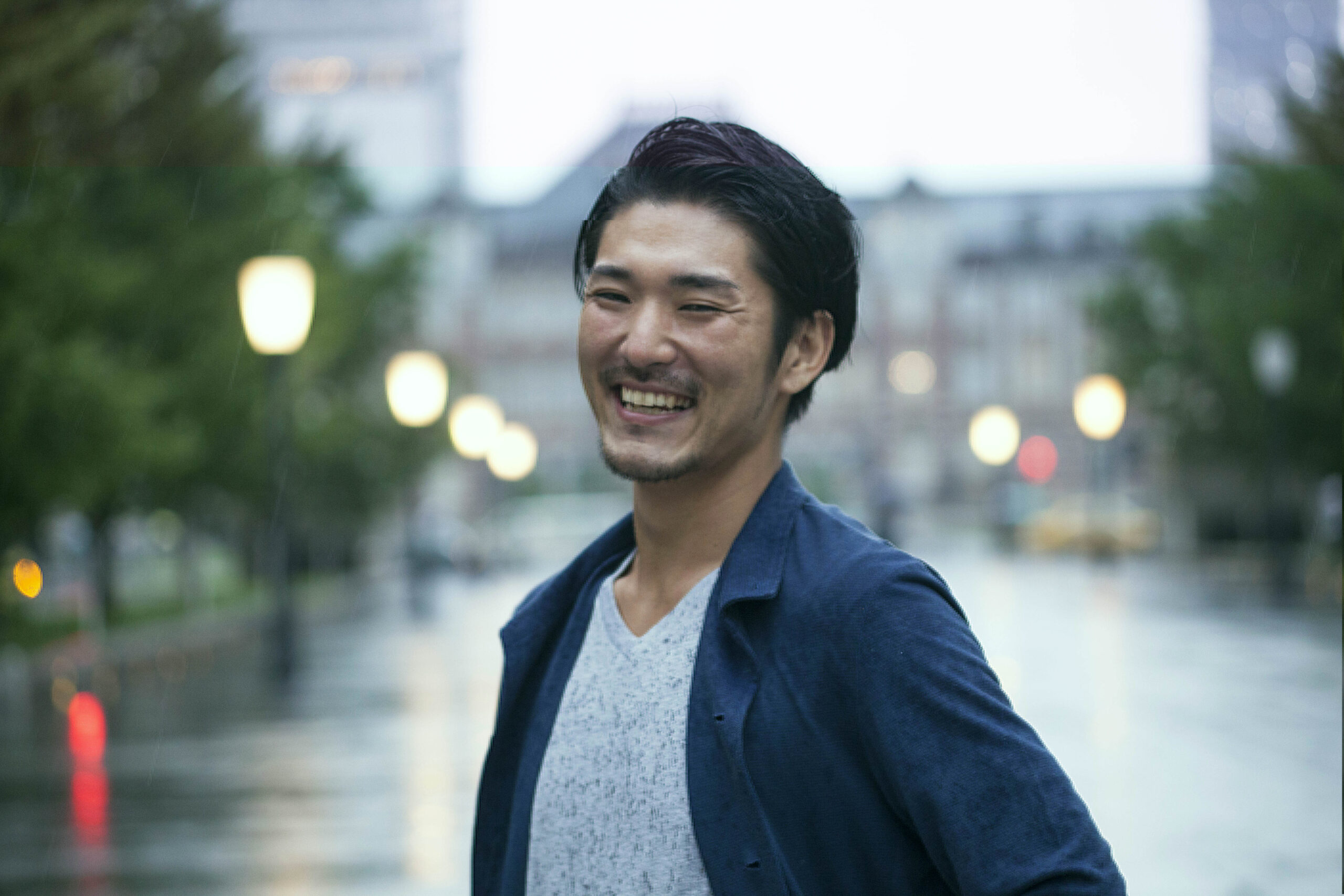 大林 寛明 氏