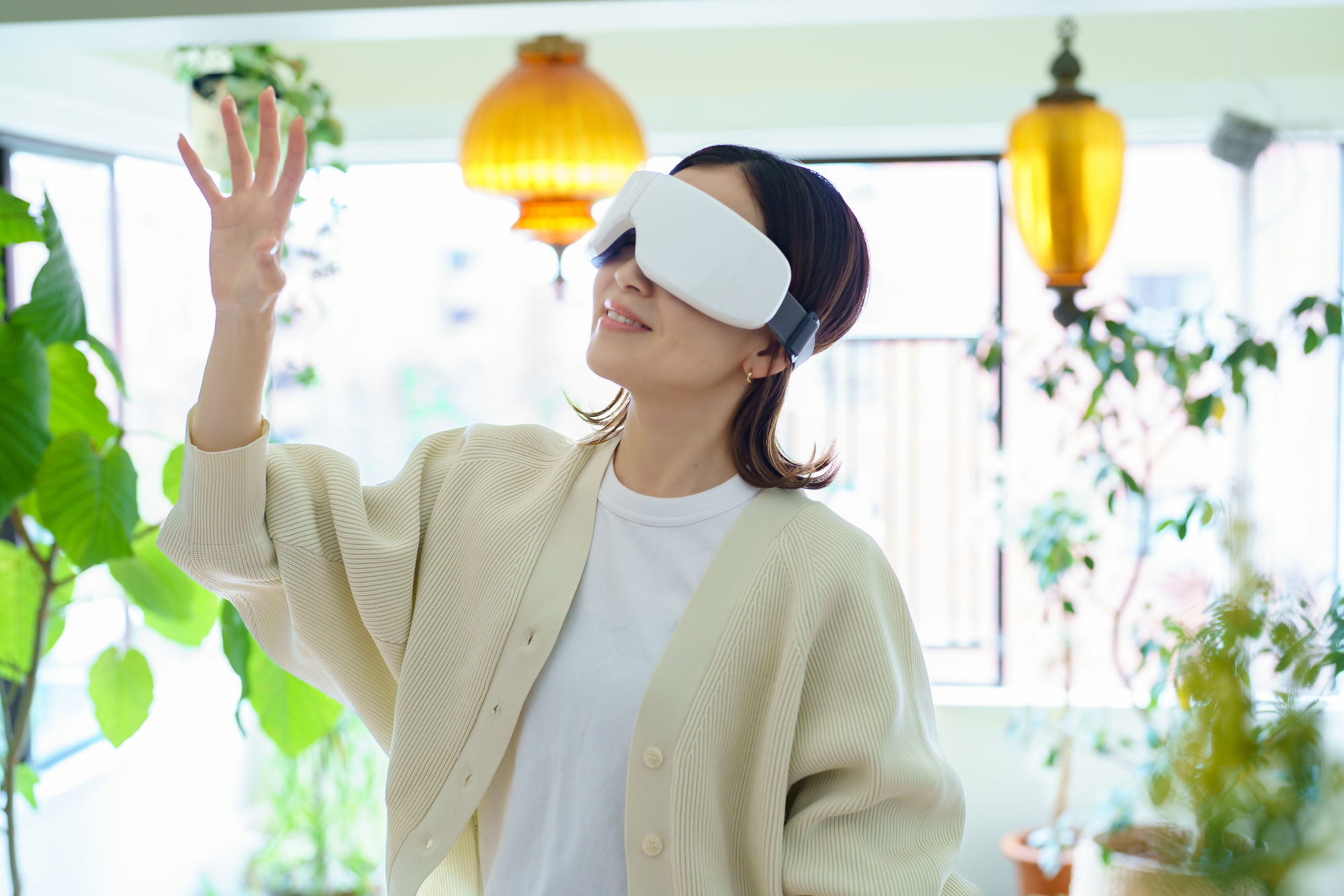 What is Mixed Reality and How it Differs from AR and VR?